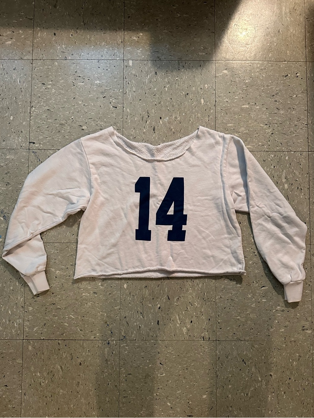 Brandy Melville John Galt White Bonnie 14 Off-The-Shoulder Top